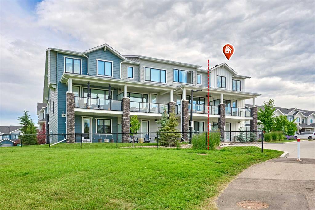 Fifth View of 102 Crestridge Common SW, Crestmont, Calgary, Alberta, T3B 6J5
