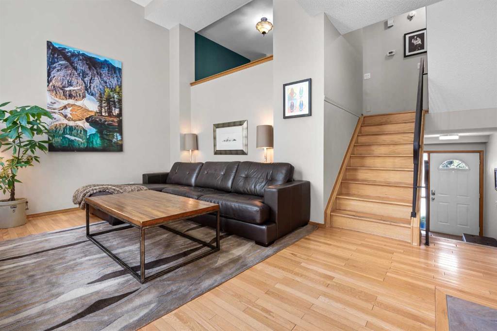17 Glenbrook Villas SW, A2328721, Alberta,