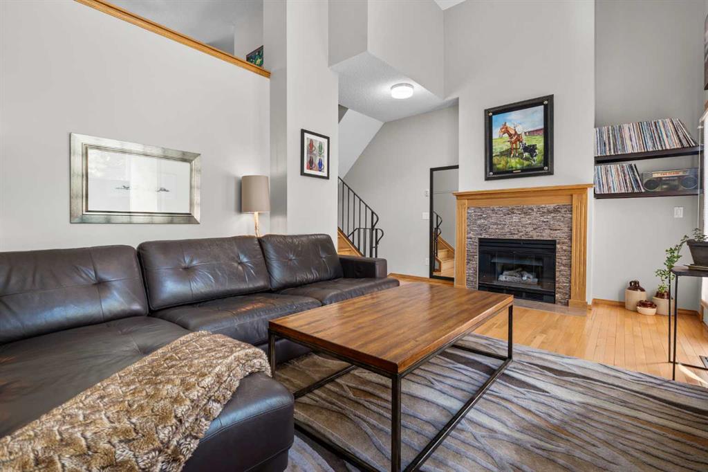 Fourth View of 17 Glenbrook Villas SW, Glenbrook, Calgary, Alberta, T3E7E8