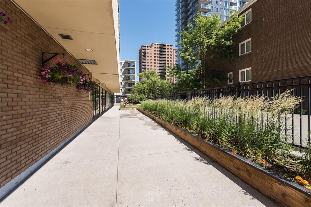 Third View of 207, 1330 15 Avenue SW, Beltline, Calgary, Alberta, T3C 3N7