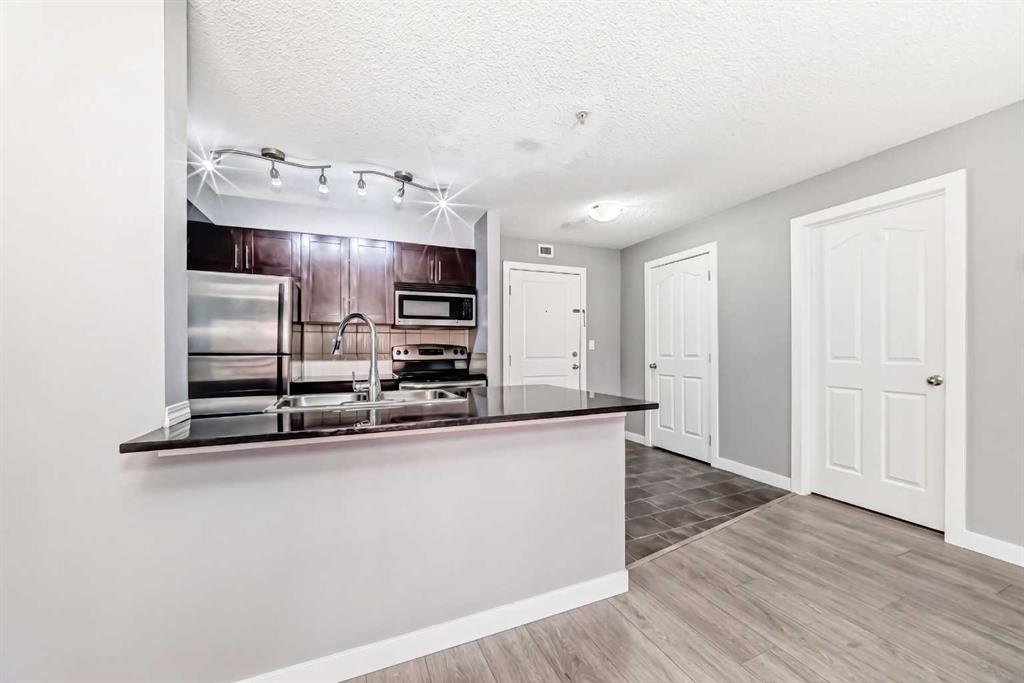 Third View of 4304, 403 Mackenzie Way SW, Downtown, Airdrie, Alberta, T4B 3V7