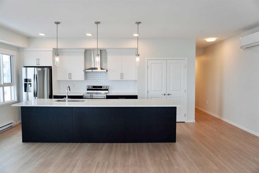 404, 80 Carrington Plaza NW, A2328744, Alberta,