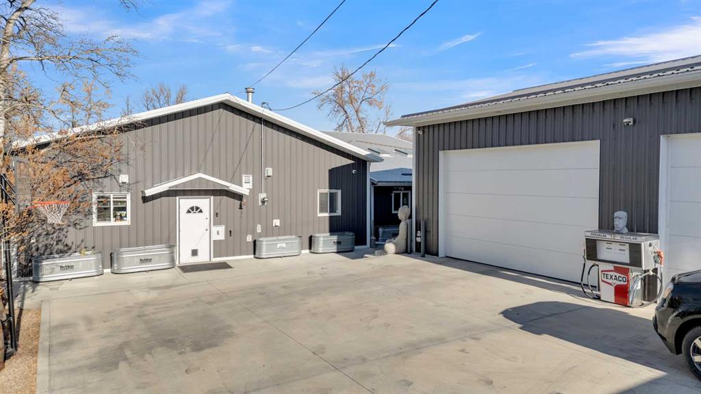 2023 20 Avenue , A2328766, Alberta,