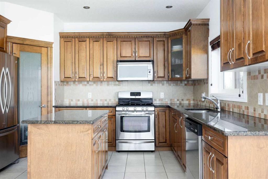 Fifth View of 322 Grosbeak Way , Eagle Ridge, Fort McMurray, Alberta, T9K 0L8