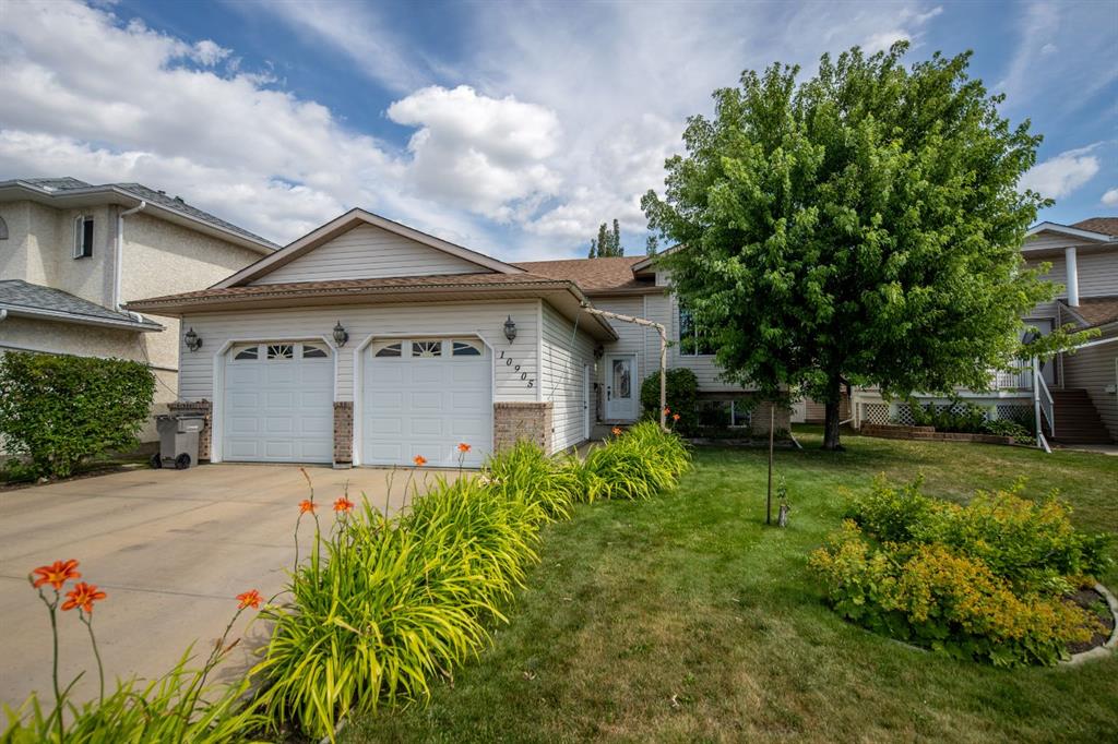Second View of 10905 91 Street , Crystal Heights, Grande Prairie, Alberta, T8X 1K3