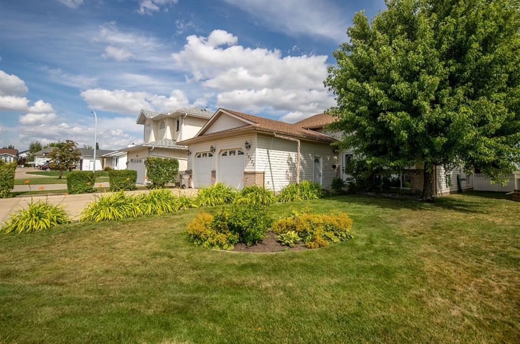 Fourth View of 10905 91 Street , Crystal Heights, Grande Prairie, Alberta, T8X 1K3