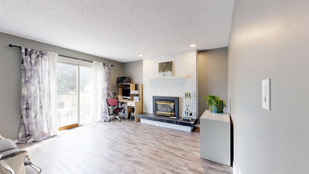 Fourth View of 6413 94A Street , Country Club Estates, Grande Prairie, Alberta, T8W 1B8