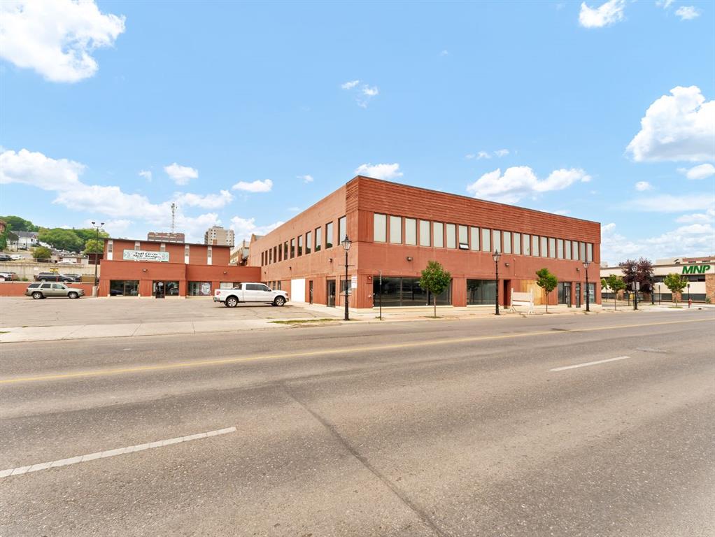 UPSTAIRS, 410 South Railway Street SE, A2328935, Alberta,