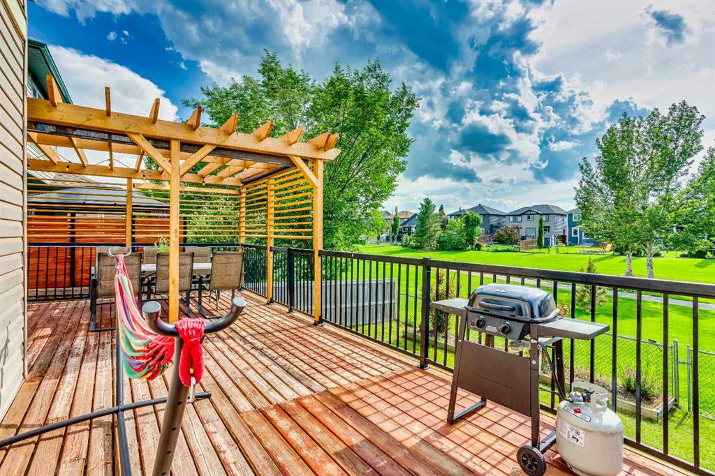 1925 Luxstone Park SW, A2328960, Alberta,