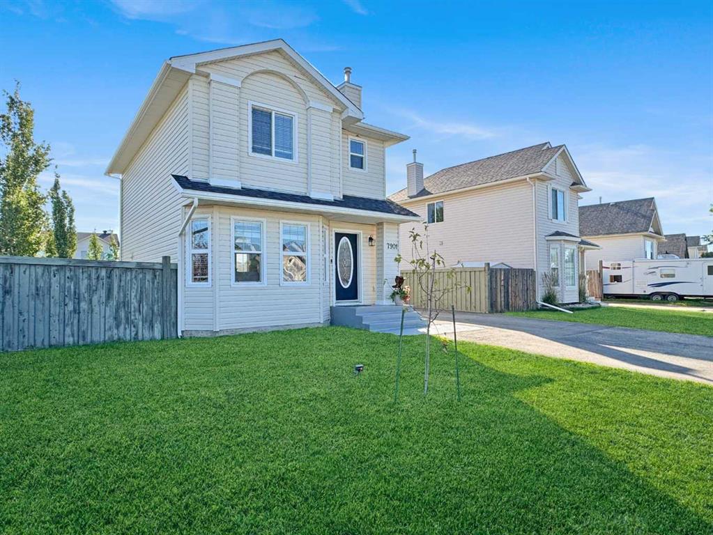 Third View of 7901 Westpointe Drive , Westpointe, Grande Prairie, Alberta, T8W 2T9