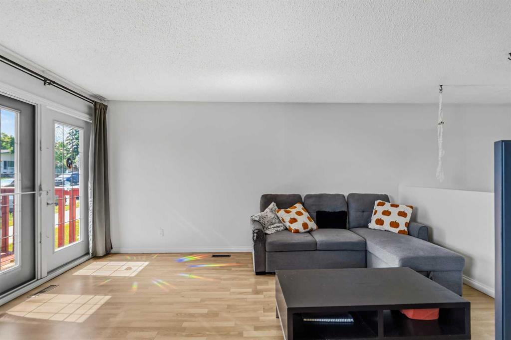 Fifth View of 148 Silin Forest Road , Thickwood, Fort McMurray, Alberta, T9H 3A1