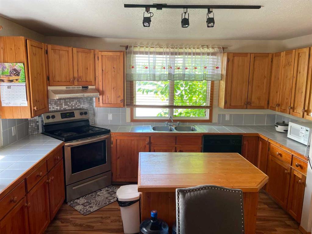Third View of 10705 111 Street , NONE, Fairview, Alberta, T0H 1L0
