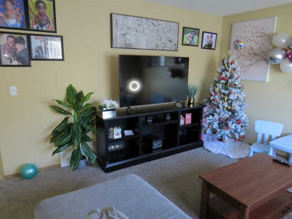 595, 100 Jordan Parkway , A2329033, Alberta,