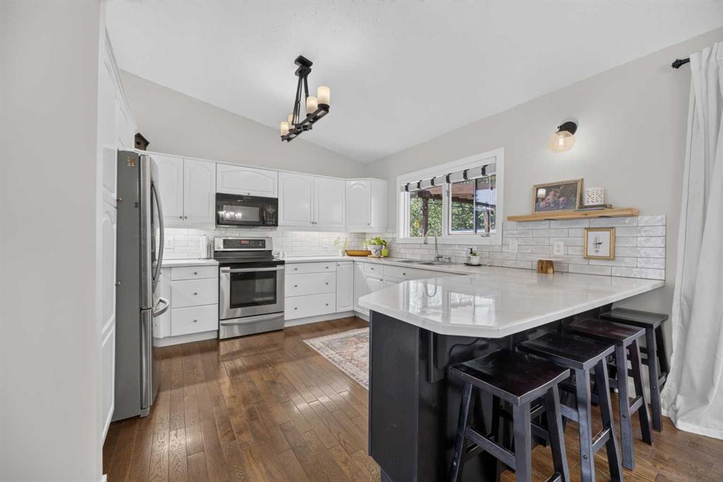 Fifth View of 151 Balsam Crescent , NONE, Olds, Alberta, T4H 1M4