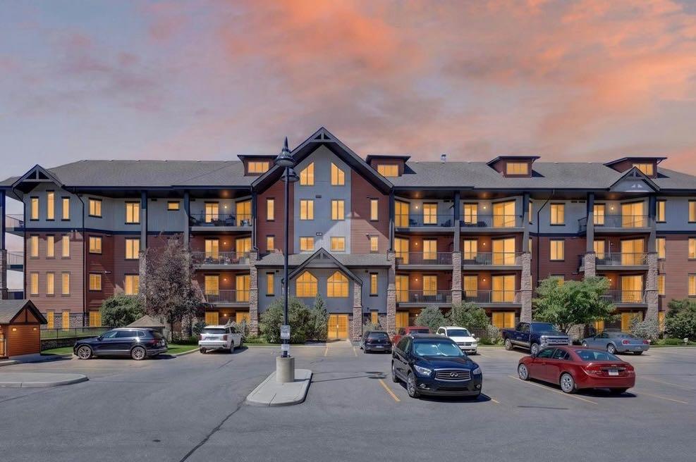 2305, 15 Sunset Square , A2329079, Alberta,