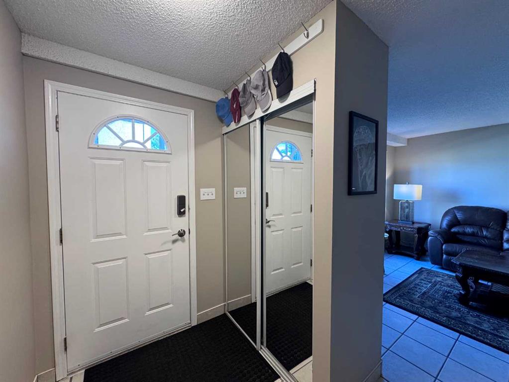 Third View of 10029 80 Avenue , Southview, Grande Prairie, Alberta, T8V4G2