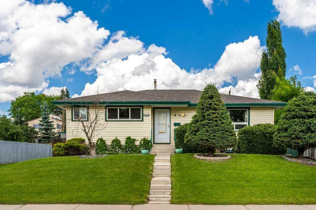 Second View of 39 Maryvale Crescent NE, Marlborough, Calgary, Alberta, T2A 2V5