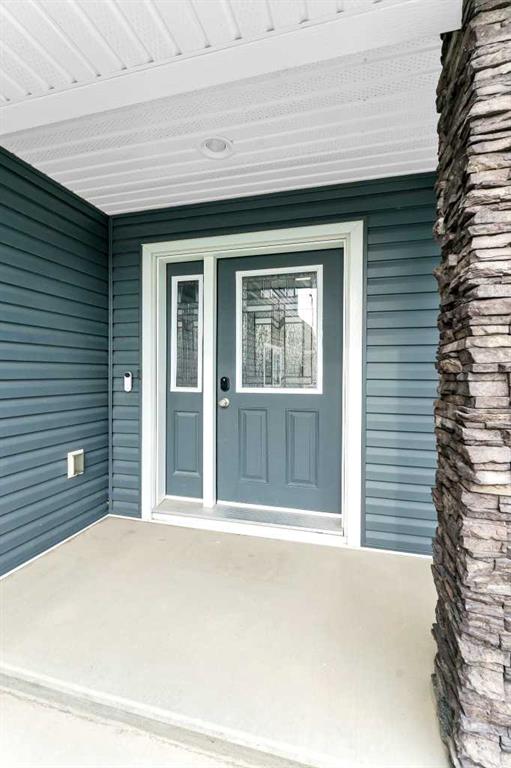 Third View of 127 Hamptons Crescent SE, SE Southridge, Medicine Hat, Alberta, T1B0P4