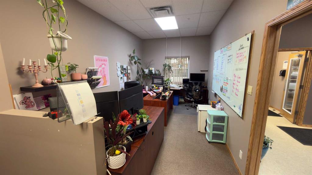 Fourth View of 10, 491 W T Hill Boulevard S, Wt Hill Business Park, Lethbridge, Alberta, T1J 1Y6