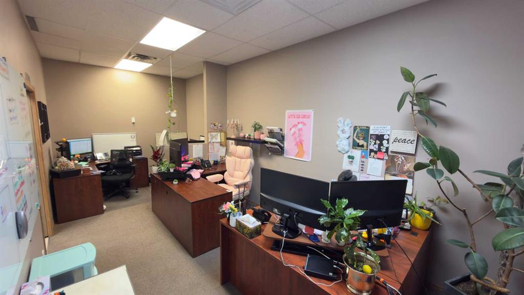 Fifth View of 10, 491 W T Hill Boulevard S, Wt Hill Business Park, Lethbridge, Alberta, T1J 1Y6