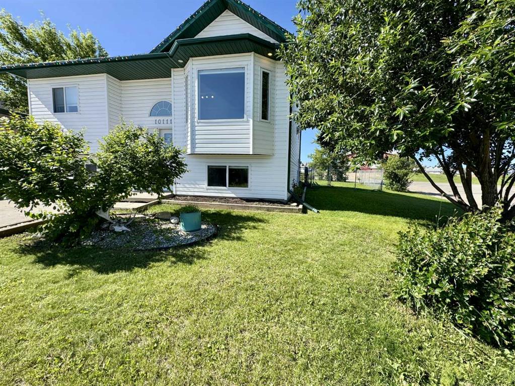 Third View of 10111 98A Street , NONE, Sexsmith, Alberta, T0H 3C0