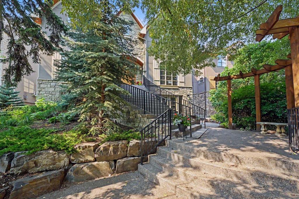 Third View of 614 Crescent Boulevard SW, Elboya, Calgary, Alberta, T2S 1L2