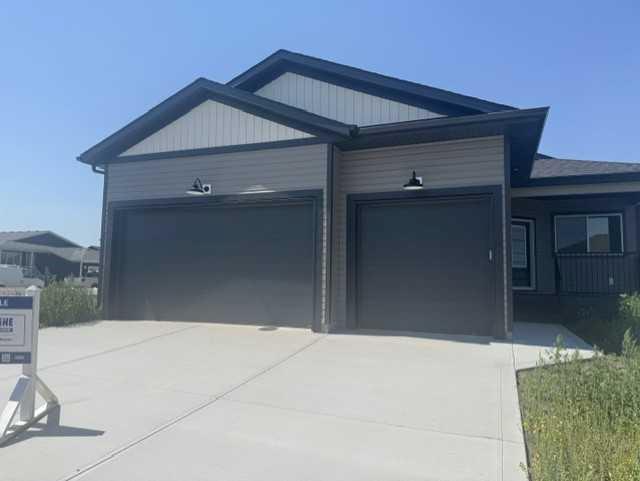 32 Sunrise Crescent N, A2329236, Alberta,