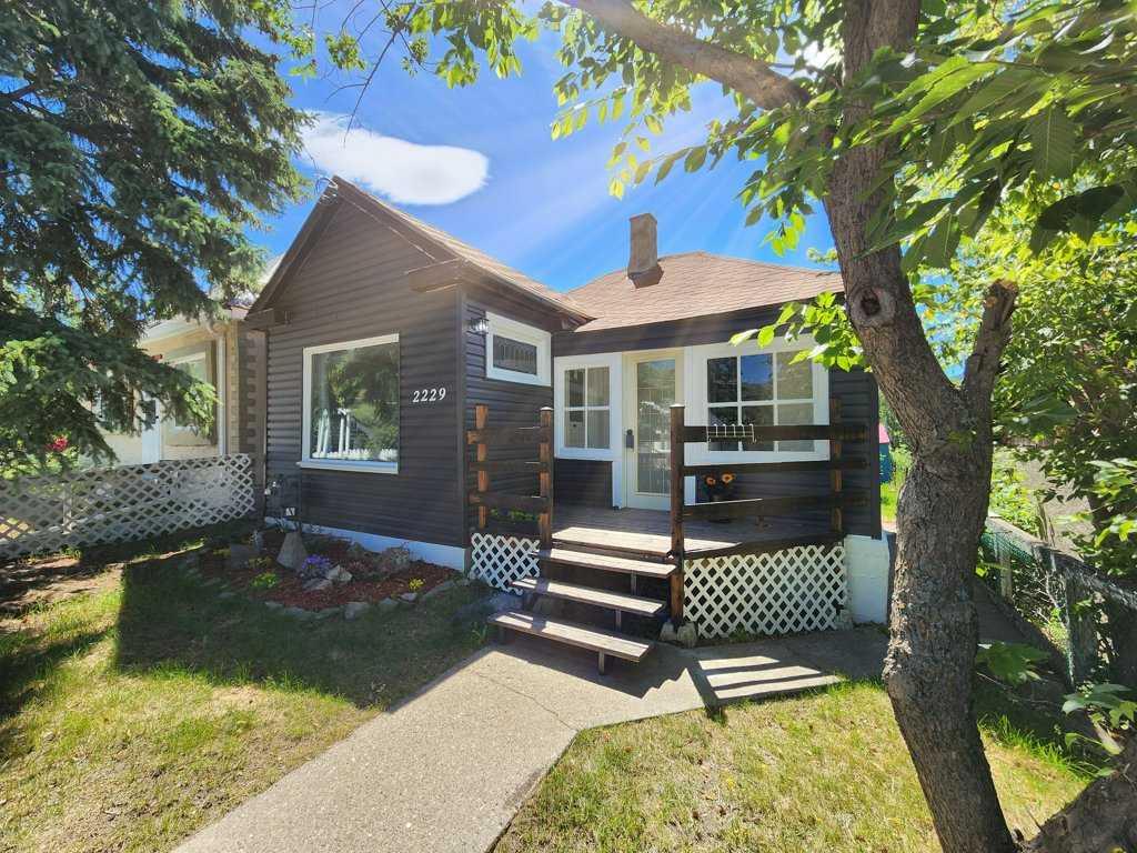 2229 210 Street , A2329252, Alberta,