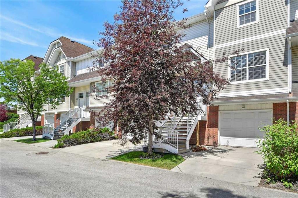 Fifth View of 113 Tuscany Springs Gardens NW, Tuscany, Calgary, Alberta, T3L 2R4