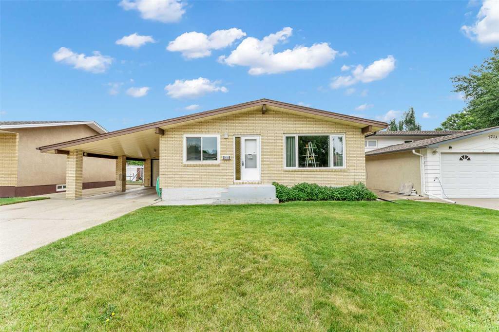 2689 Thompson Crescent SE, A2329282, Alberta,