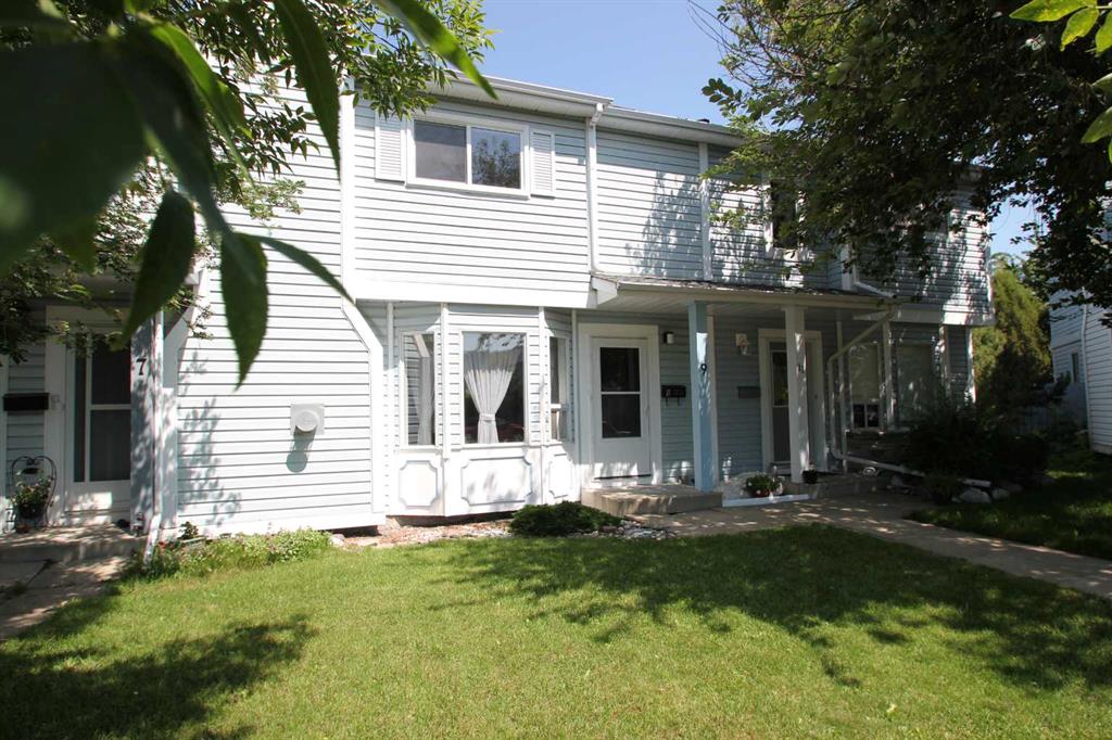 Third View of 9 Greig Close , Glendale Park Estates, Red Deer, Alberta, T4P 3L6