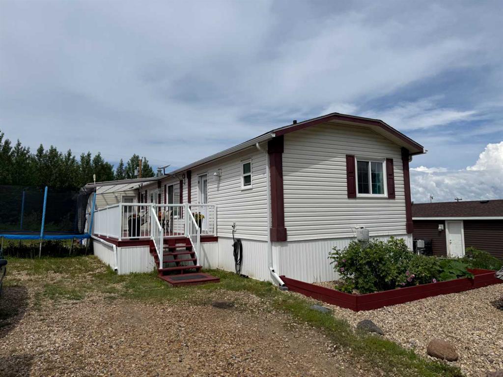 114 10 Street , A2329292, Alberta,