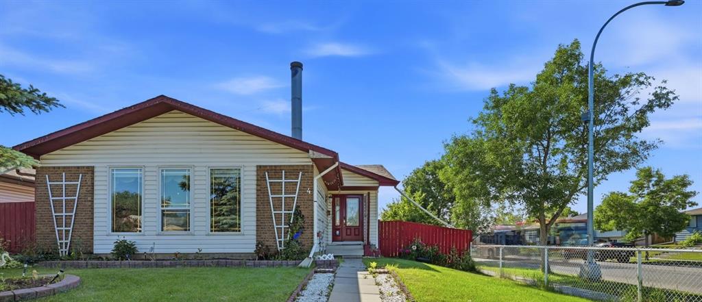 Fifth View of 4 Fallswater Road NE, Falconridge, Calgary, Alberta, T3J1B1