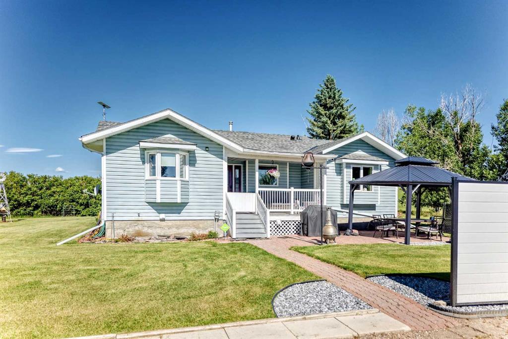 112173 2253 Drive East Street E, A2329352, Alberta,