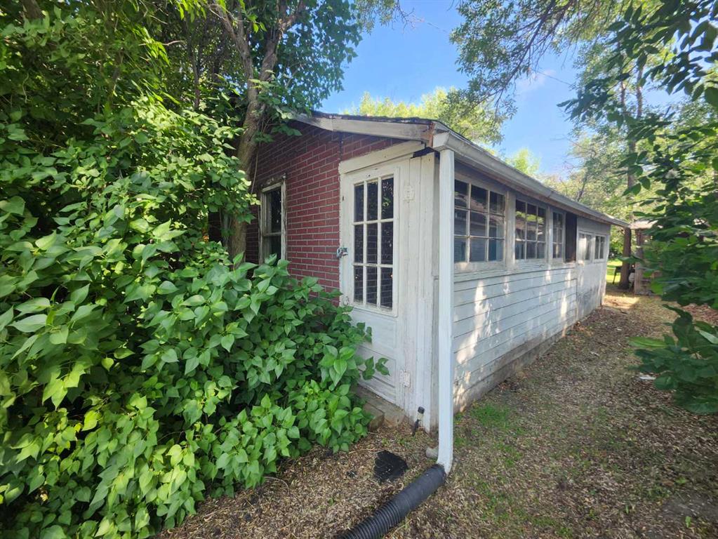244 2 Avenue , A2329361, Alberta,
