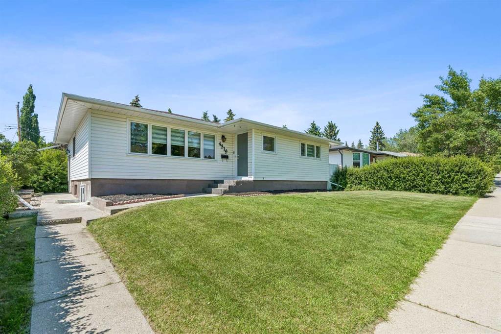 Third View of 4319 19 Street NW, Charleswood, Calgary, Alberta, T2L 2B8