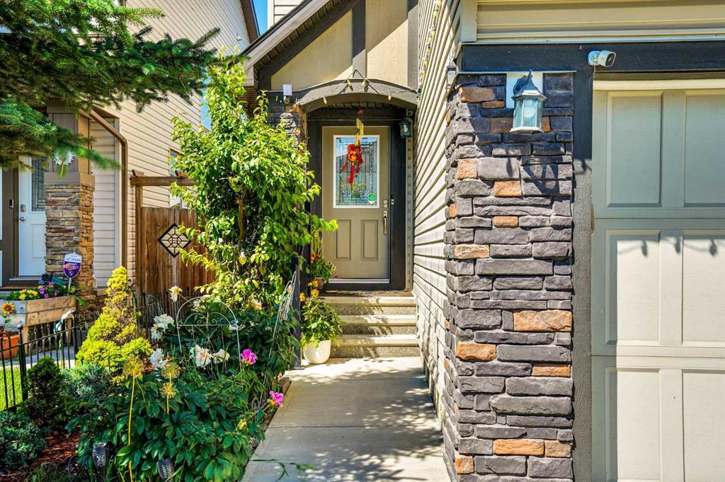 Fourth View of 1239 Brightoncrest Green SE, New Brighton, Calgary, Alberta, T2Z 1G7