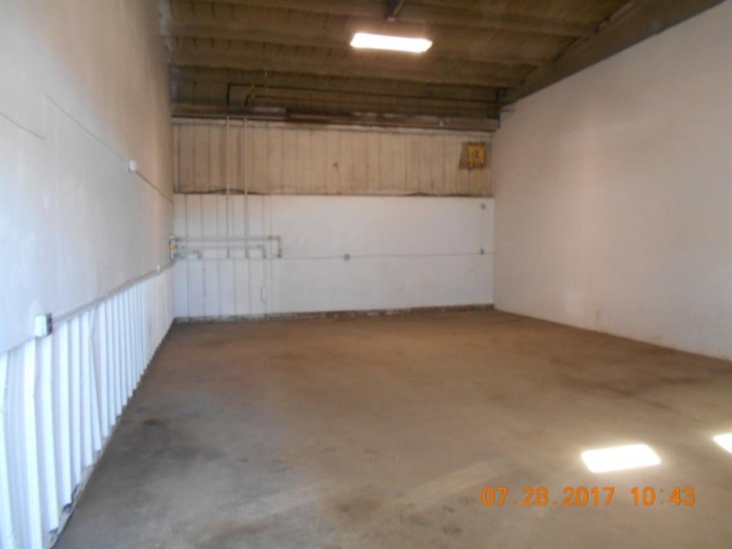 Third View of 106, 11037 92 Avenue , Richmond Industrial Park, Grande Prairie, Alberta, T8V 3J3