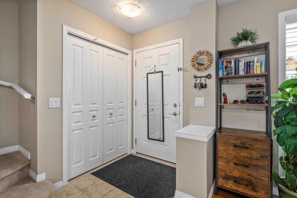 Fifth View of 240 Elgin Meadows Gardens SE, McKenzie Towne, Calgary, Alberta, T2Z 0M4