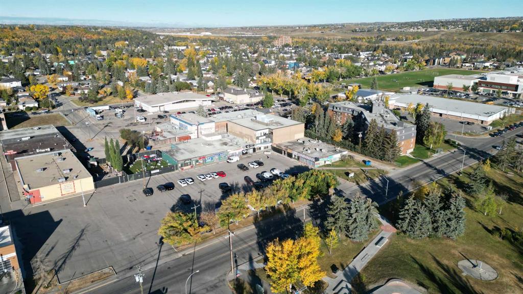 MLS® listing #114145625 for sale located at 320B, 68, 7930 Bowness Road NW