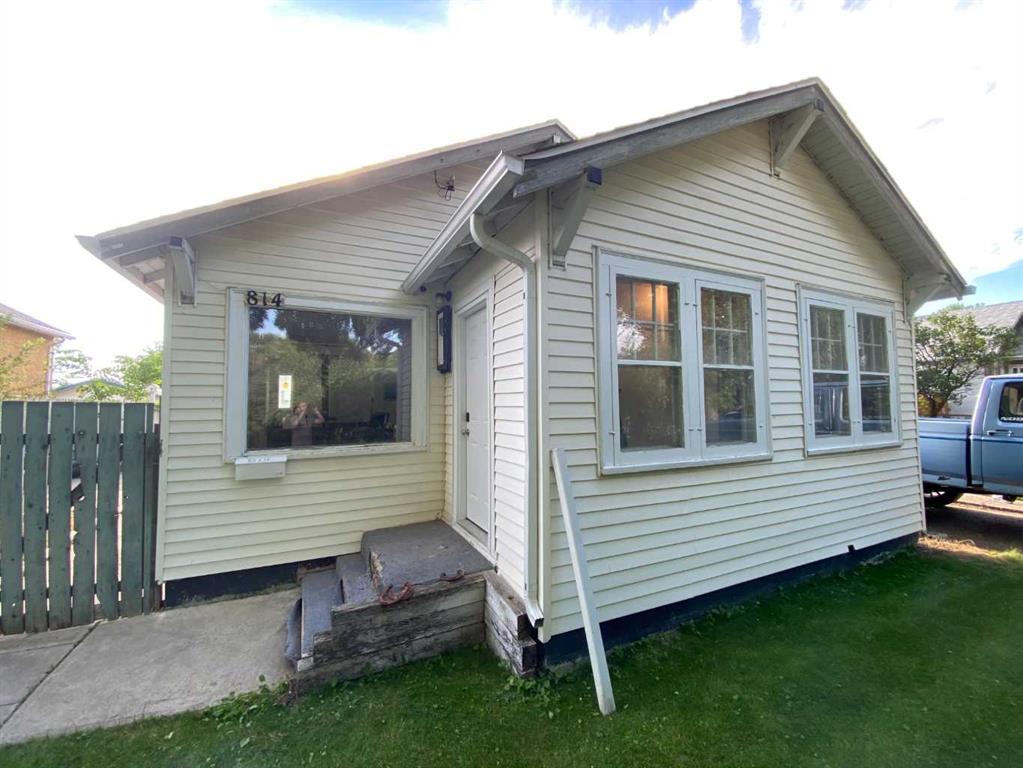 MLS® listing #114147608 for sale located at 814 12 Street N