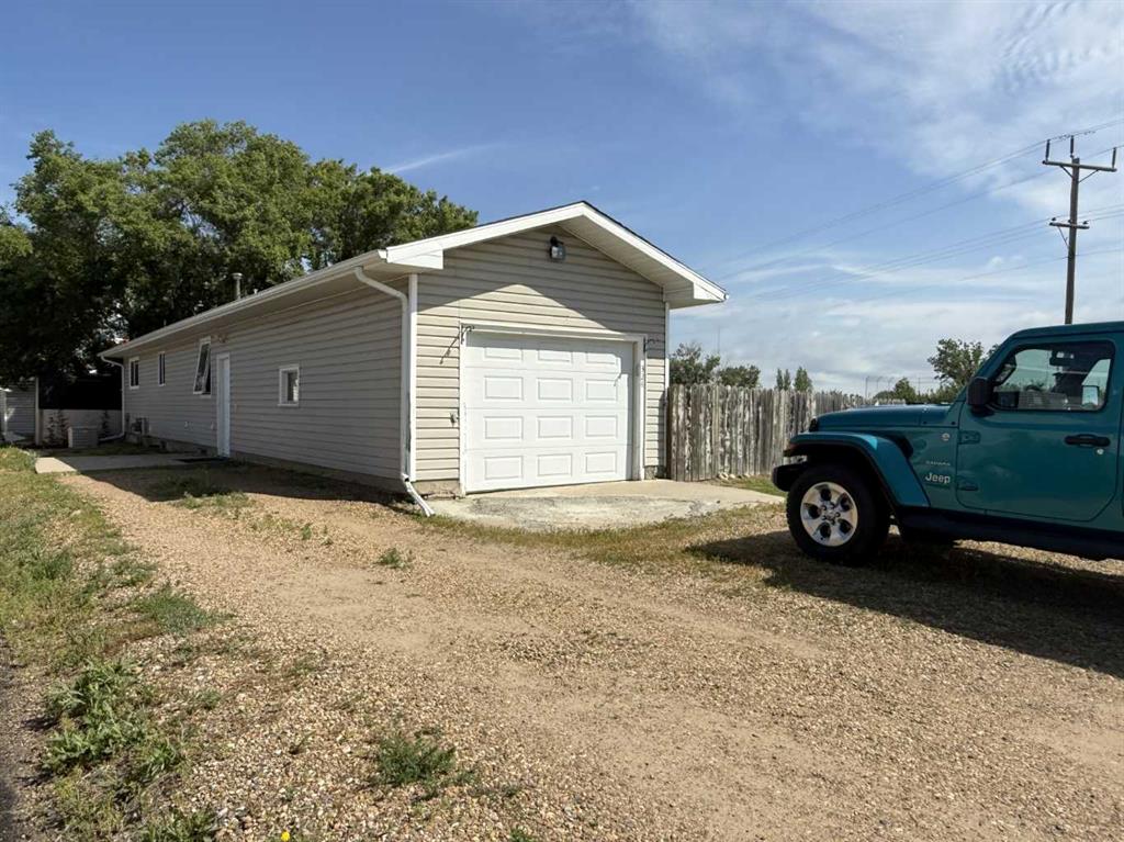 Third View of 324 3 Avenue E, NONE, Hanna, Alberta, T0J 1P0