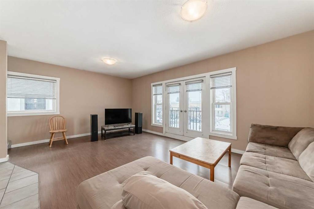 Fourth View of 6, 1922 9 Avenue SE, Inglewood, Calgary, Alberta, T2G 0V2