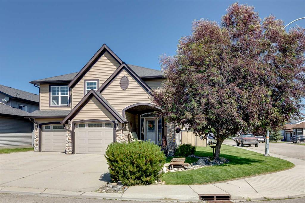 Second View of 801, 800 Carriage lane Place N, NONE, Carstairs, Alberta, T0M 0N0