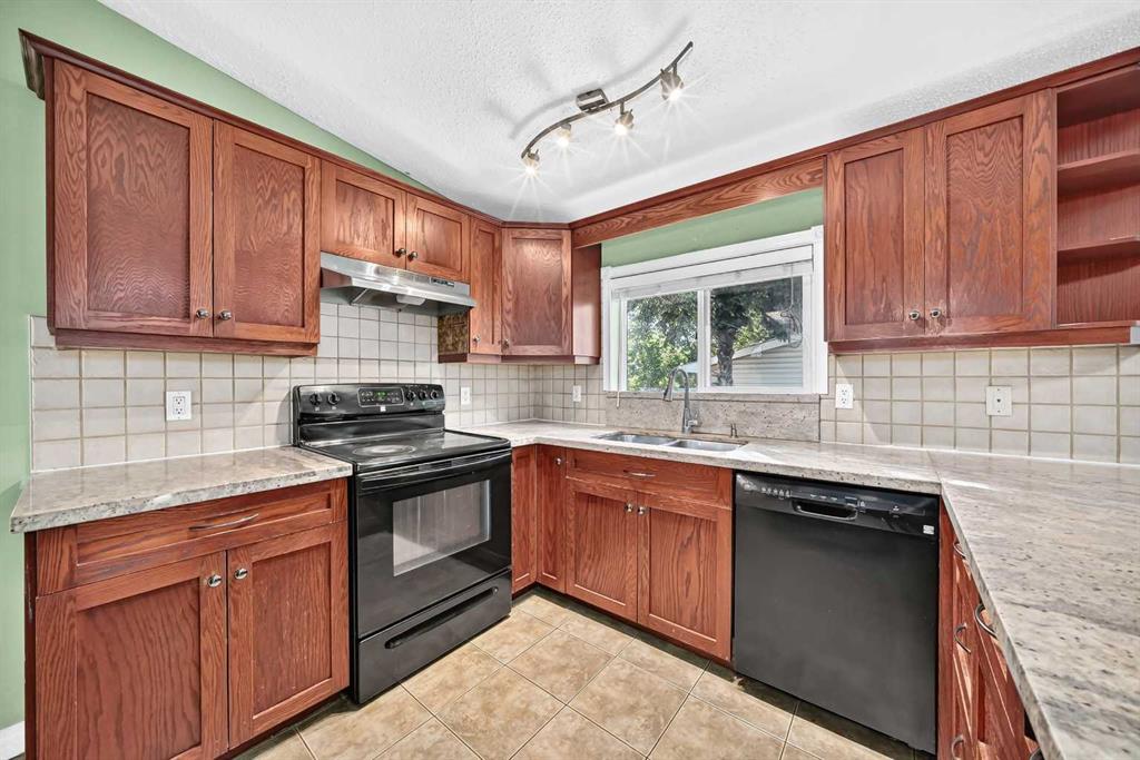 Fifth View of 4628 Verona Drive NW, Varsity, Calgary, Alberta, T3A 0P4