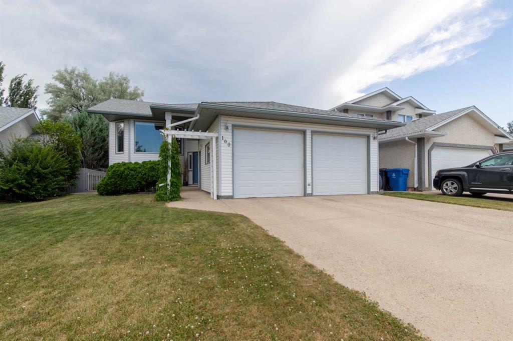 160 Heritage Boulevard W, A2329710, Alberta,