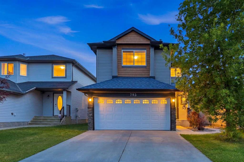 793 Luxstone Landing SW, A2329711, Alberta,