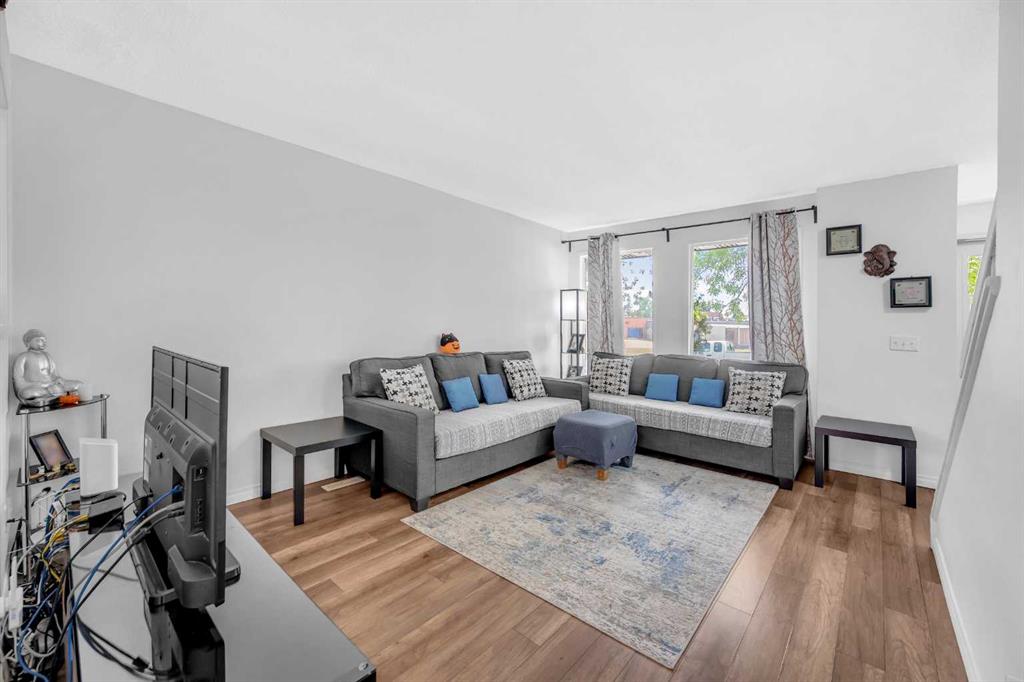 Third View of 54 Templegreen Road NE, Temple, Calgary, Alberta, T1Y 4Y8