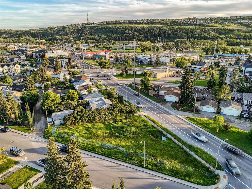 Fifth View of 1916 & 1928 Home Road , Montgomery, Calgary, Alberta, T1X 0Y4