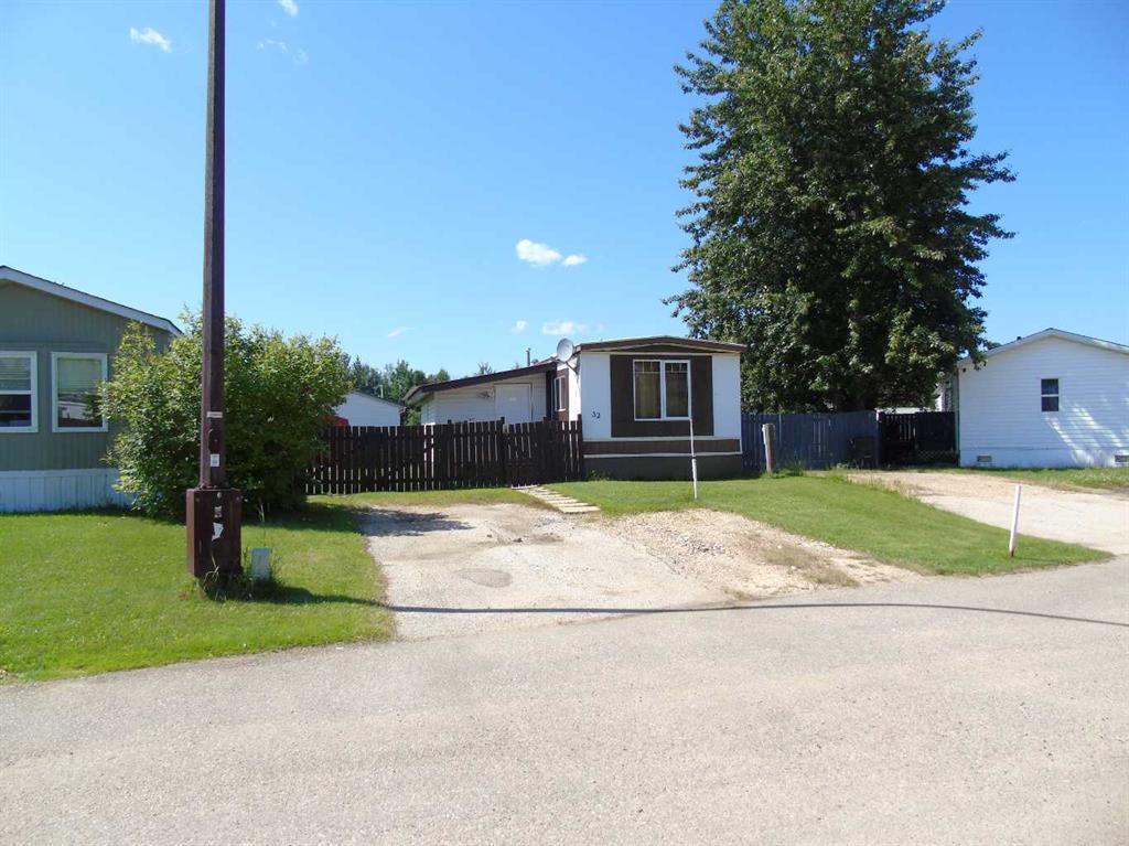 Third View of 32, 812 6th Avenue SW, NONE, Slave Lake, Alberta, T0G 2A4